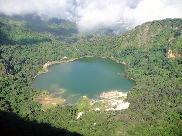 Alegría Lake "The Emerald of America"