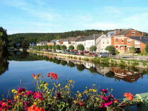 Lesse River