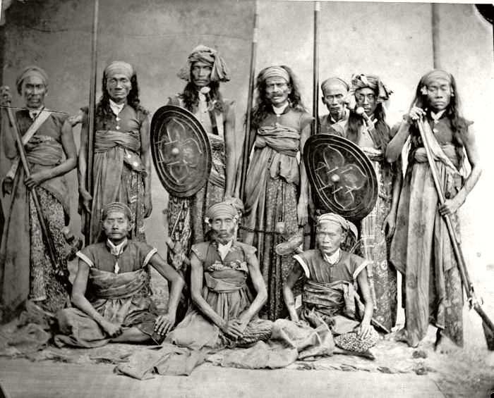 The Sasak chiefs of Lombok who allied with the Dutch to resist Karangasem occupation.