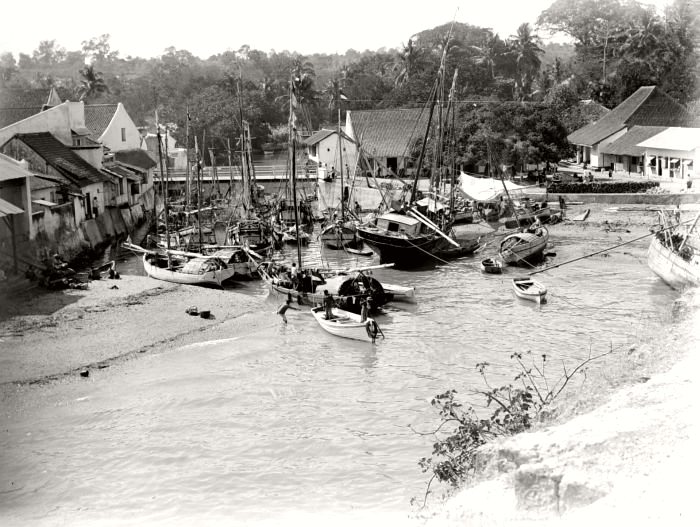 The harbor of Kupang in the early 20th century.
