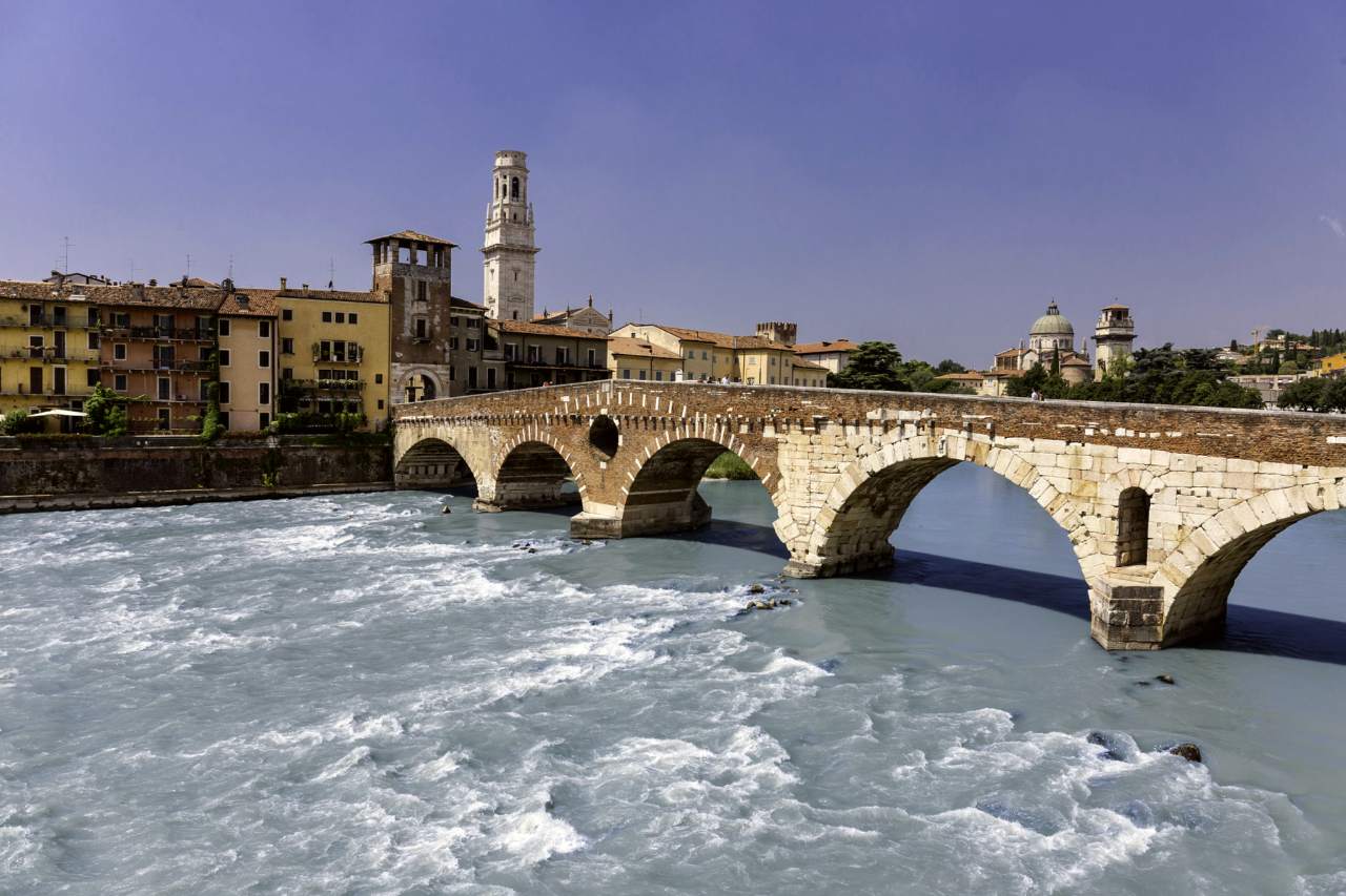 Ponte Pietra