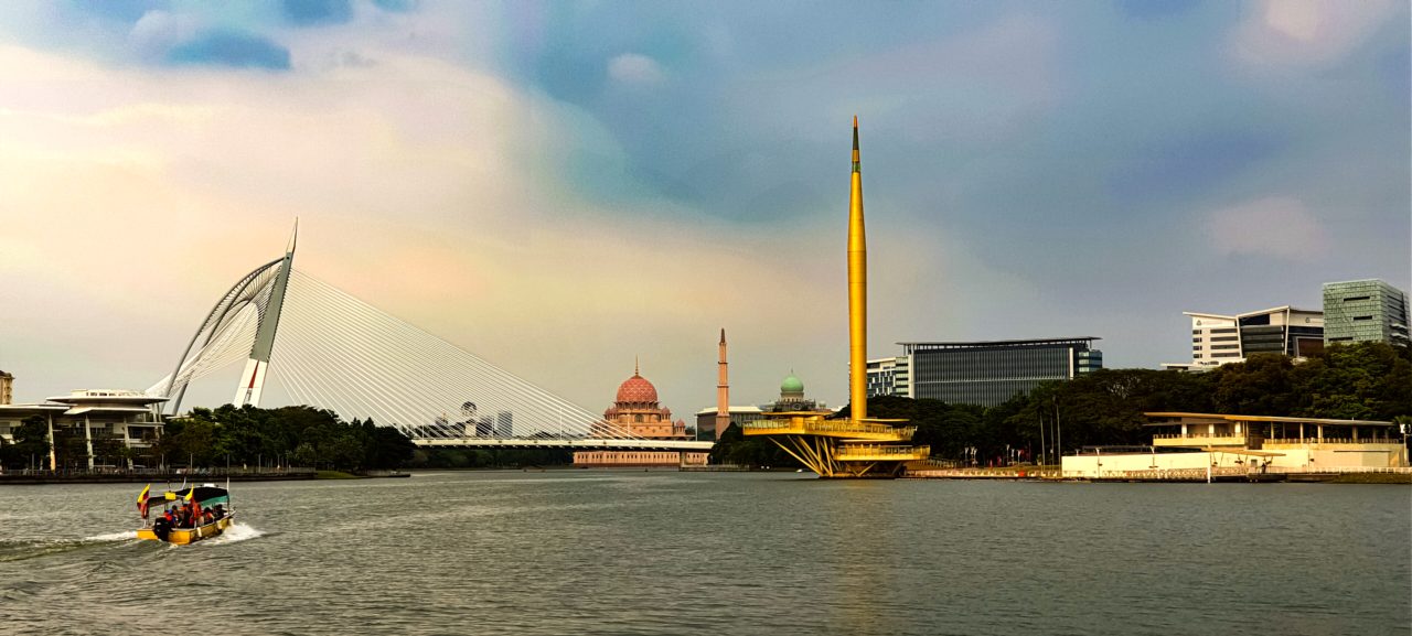 Putrajaya Lake