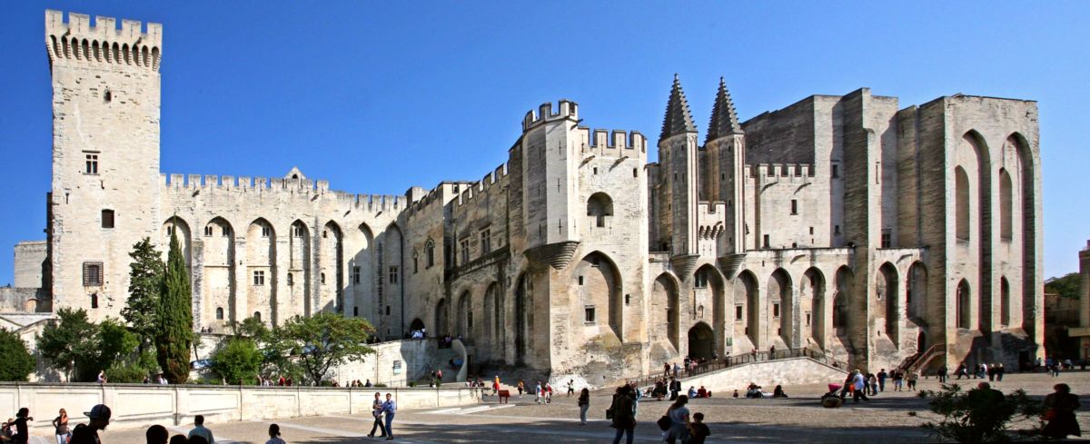 History - Avignon