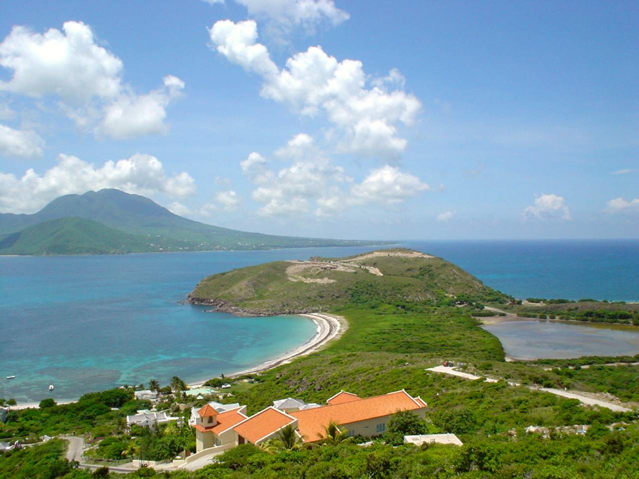 A view of Nevis from the southeastern peninsula of Saint Kitts in 2005