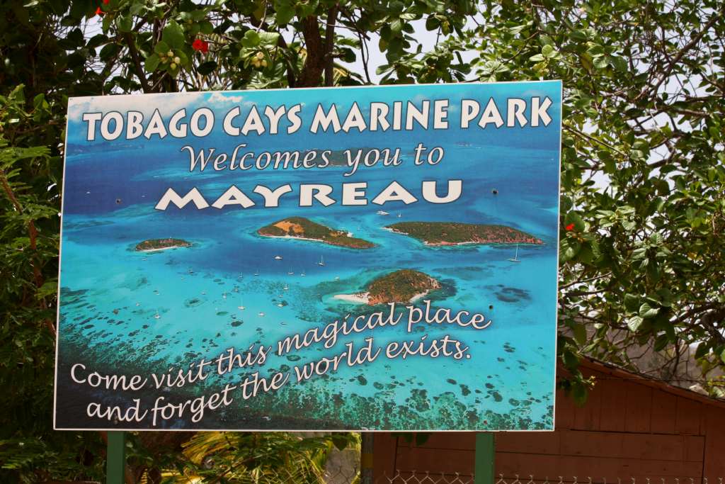 Welcome sign at Saline Bay, Mayreau Island