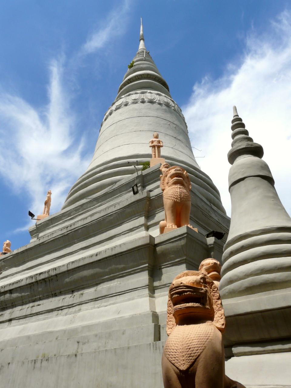 Stupa of King Ponhea Yat on the top of Wat Phnom
