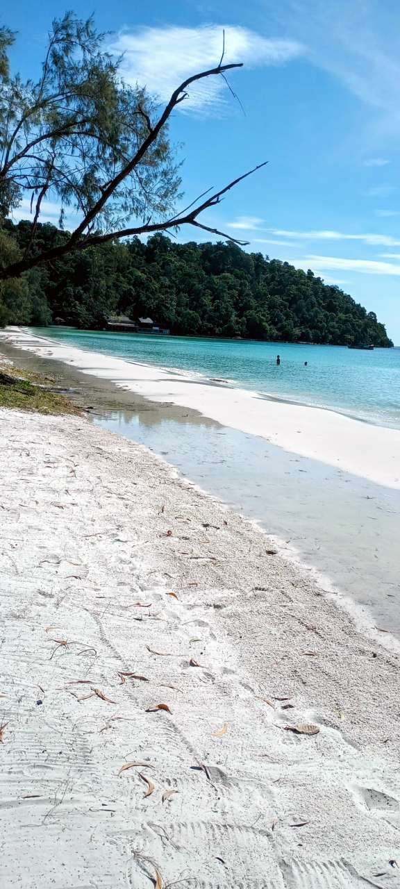 Long Set Beach, Koh Rong, Cambodia