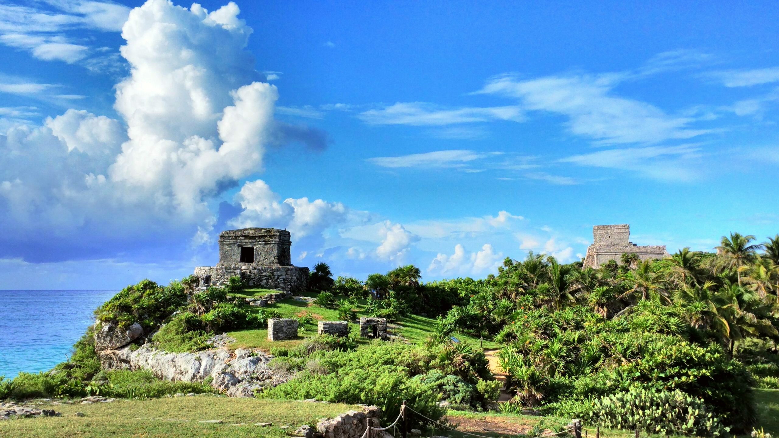Yucatán Peninsula Road Trip: Cancún, Tulum, Chichén Itzá and Mérida