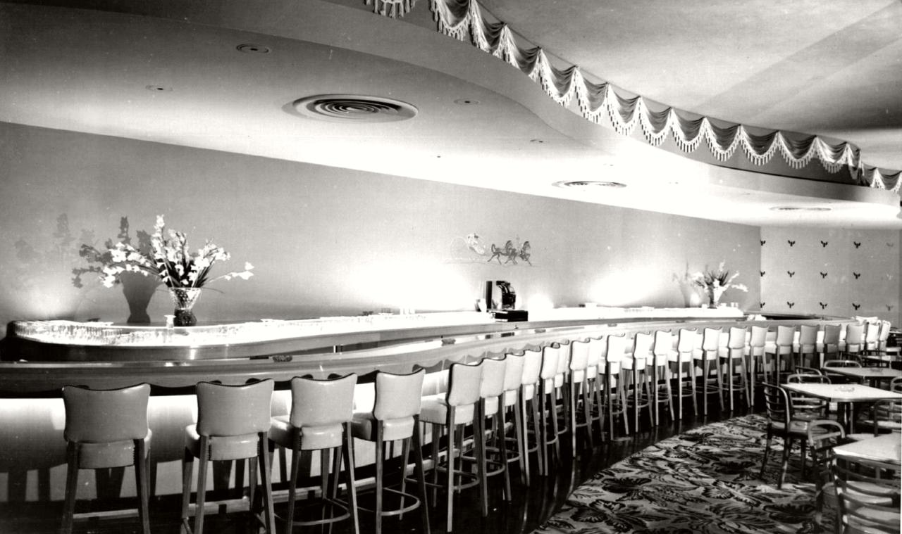 Bar in the Hotel Varadero Internacional, circa 1951