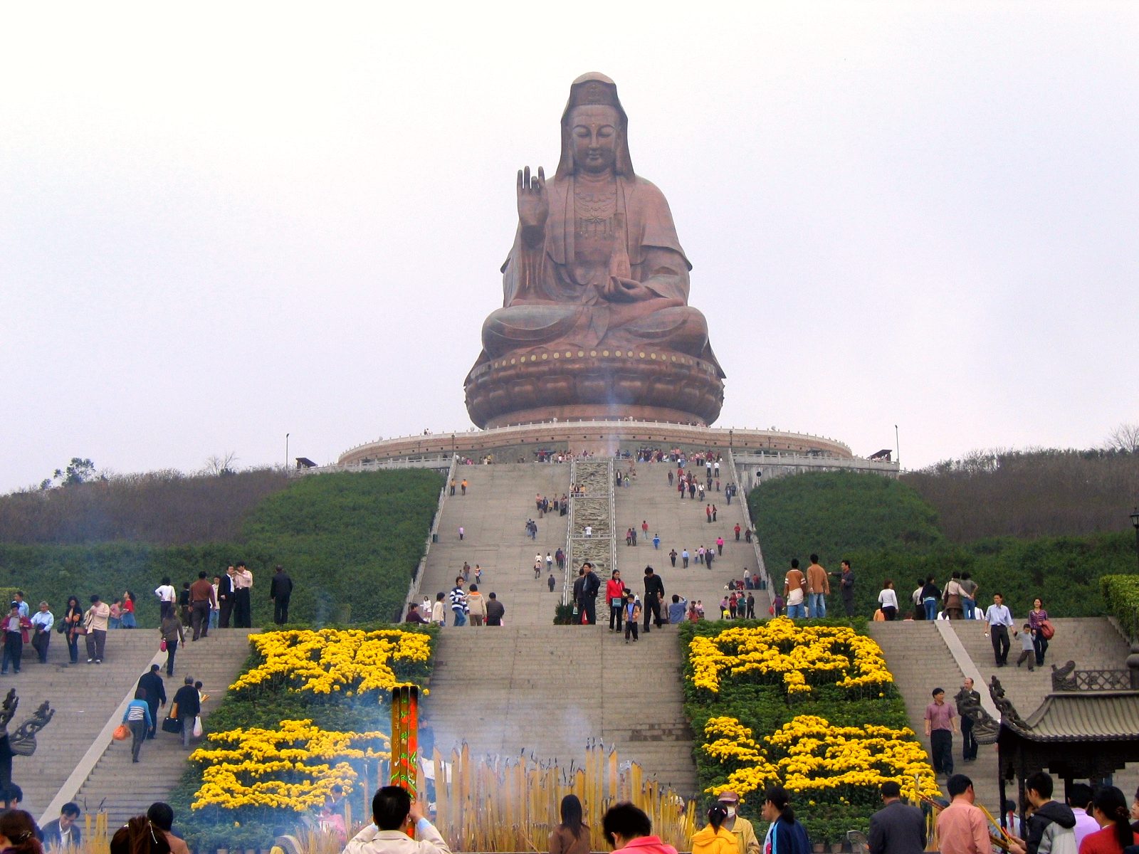 Explore the serene Xiqiao Mountain