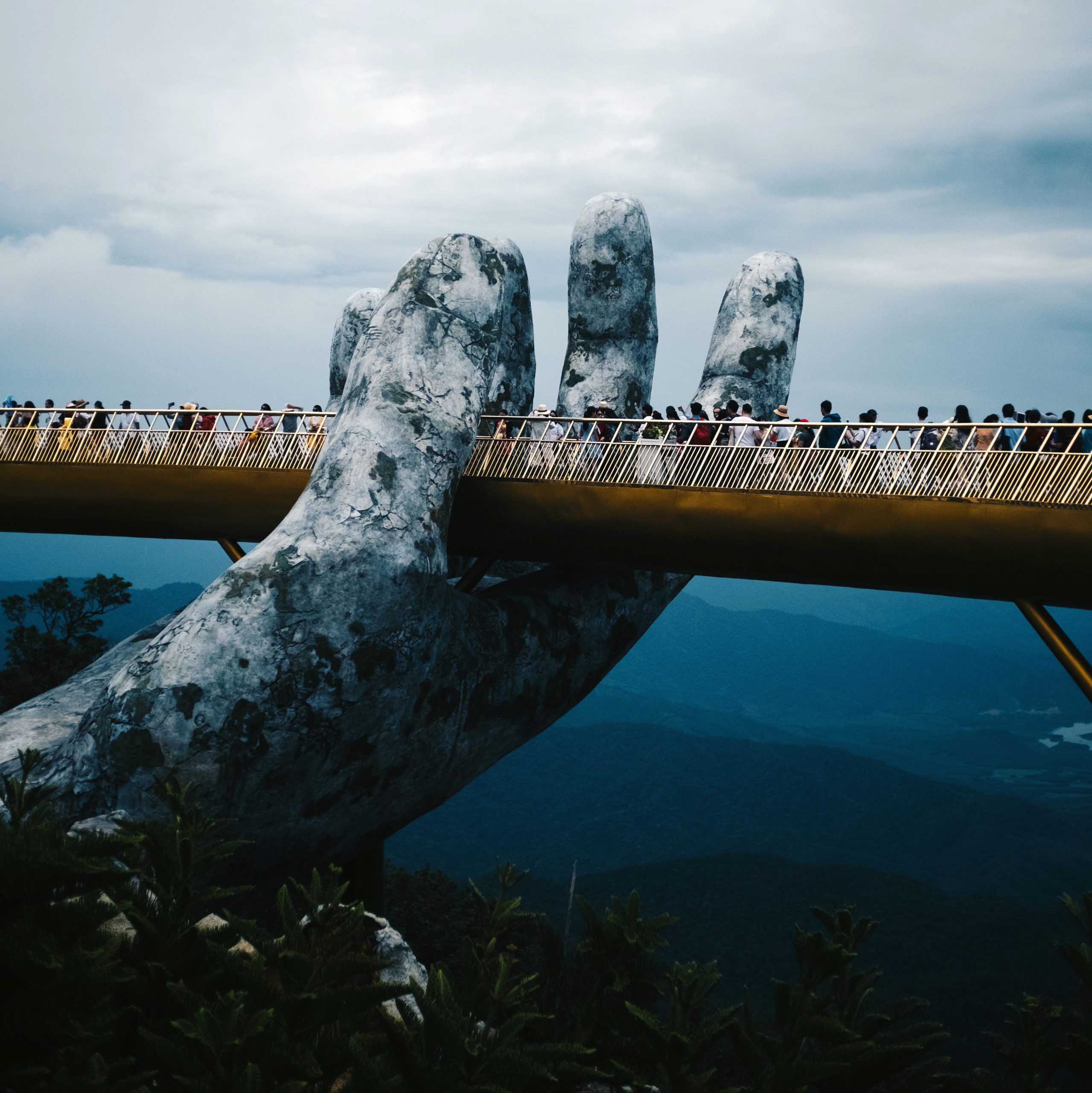 Walk among giants on the Golden Bridge