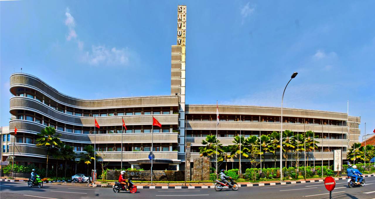 Hotel Savoy Homann (completed 1939) in Bandung, an example of Art Deco architecture in Indonesia