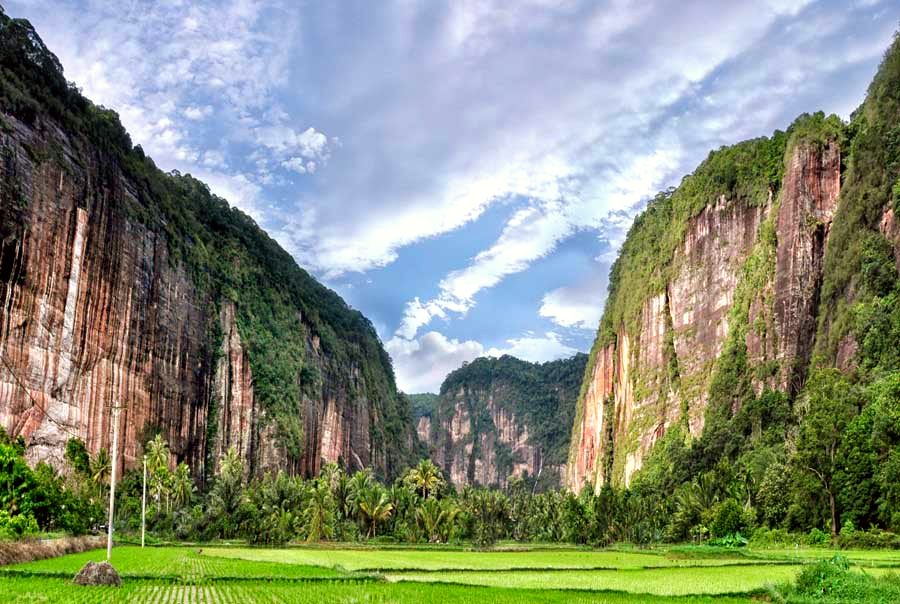 Harau canyon in Lima Puluh Kota Regency Is close to Payakumbuh, West Sumatra