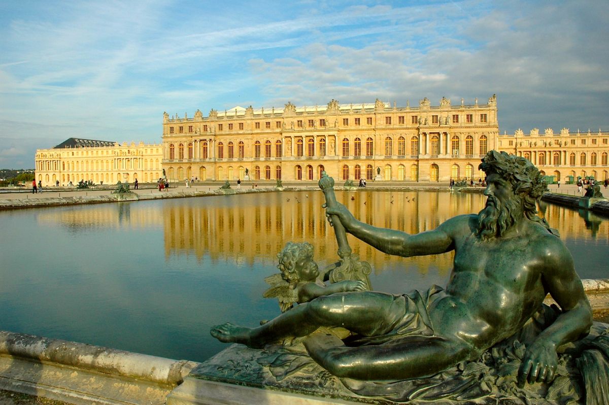 History - Versailles