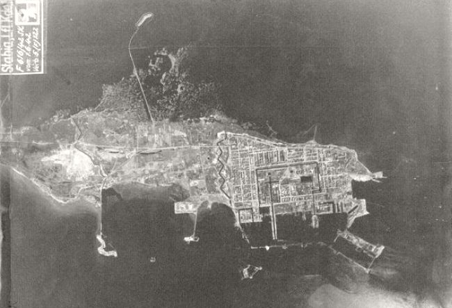 German aerial reconnaissance shot of Kronstadt, June 1, 1942
