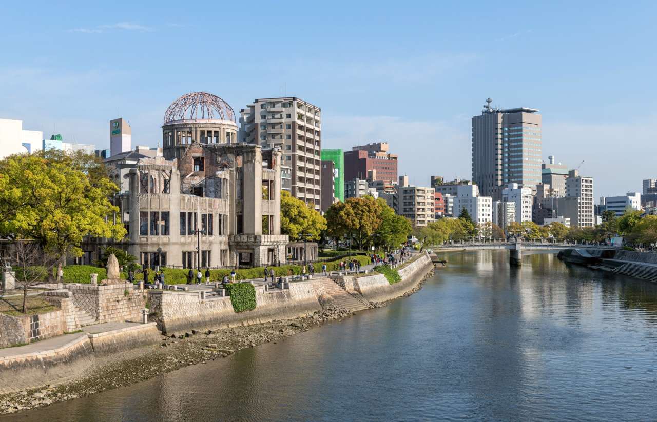 Local food and drinks - Hiroshima