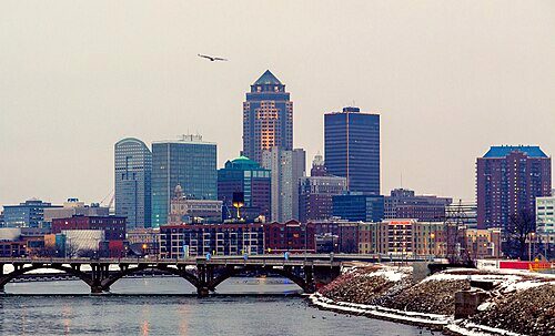 Des Moines