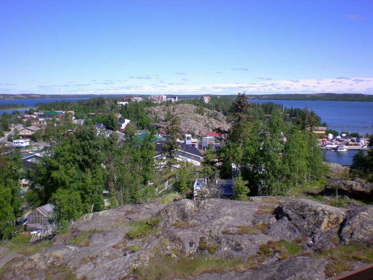Yellowknife was scoured down to rock during the last glacial period, making the landscape very rocky, and slightly rolling, with many small lakes.